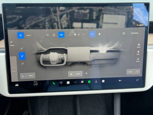 Used 2022 Tesla Model X image 24