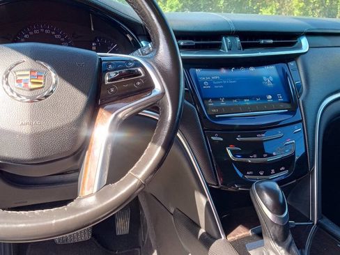 Used 2015 Cadillac XTS Hearse image 11