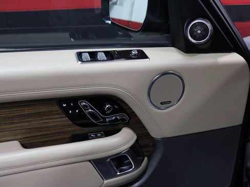 Used 2019 Land Rover Range Rover HSE image 38