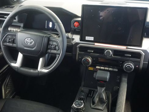 New 2026 Toyota 4Runner TRD Off-Road Premium AWD/4WD image 32