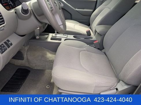 Used 2018 Nissan Frontier SV RWD image 19