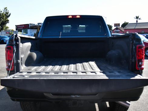 Used 2025 RAM 2500 Big Horn AWD/4WD image 45