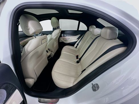 Used 2018 Mercedes-Benz E 300 image 29