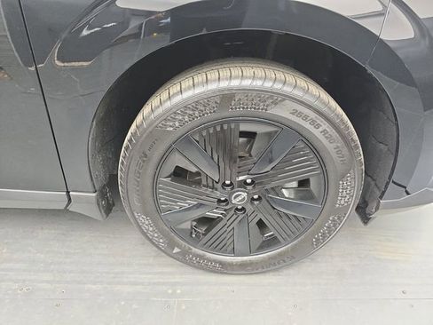 Used 2025 Nissan Murano SV image 12