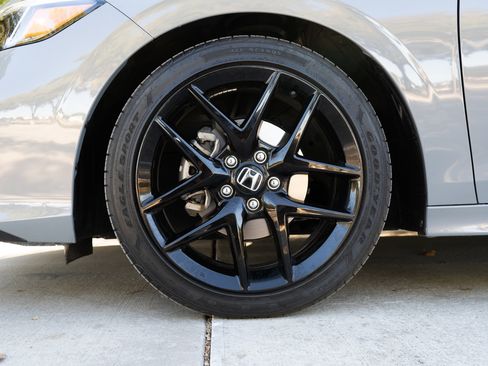 Certified 2025 Honda Civic Sport image 13