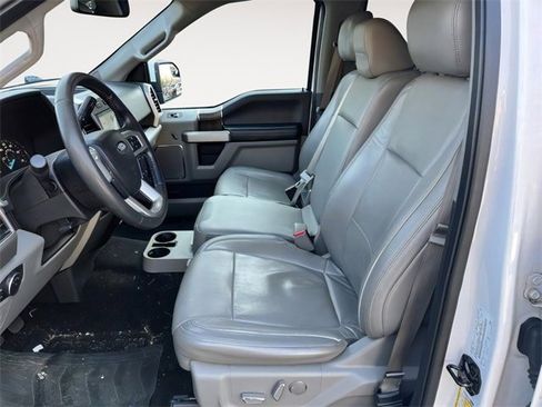 Used 2017 Ford F150 Lariat image 11