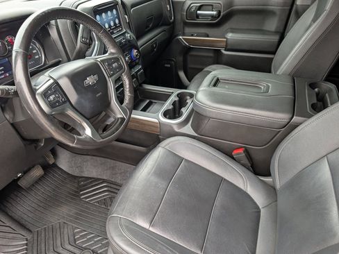 Used 2021 Chevrolet Silverado 1500 LT Trail Boss w/ Convenience Package II image 14