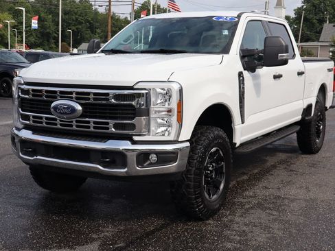 Used 2025 Ford F350 XLT w/ Tremor Off-Road Package AWD/4WD image 13