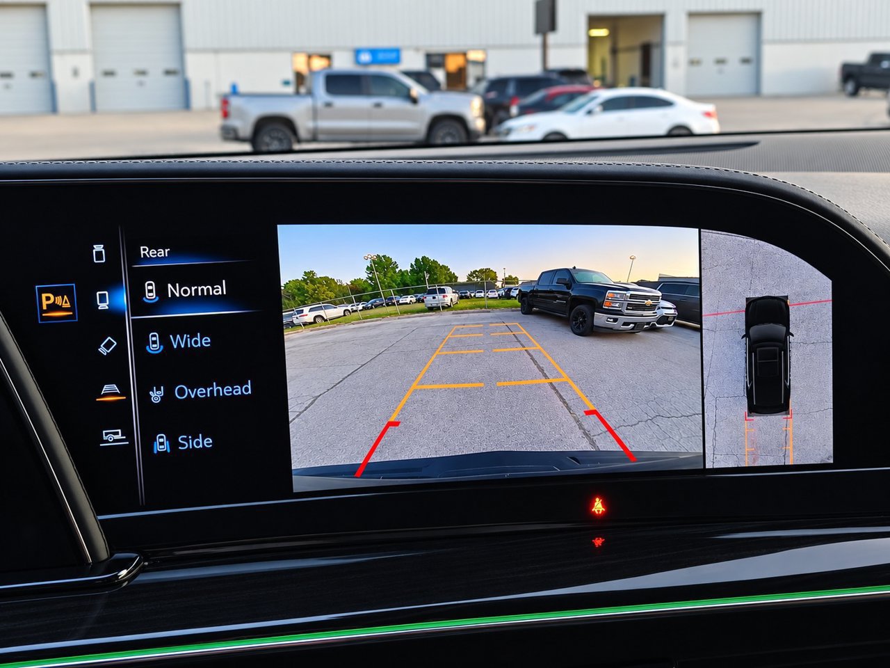 Used 2021 Cadillac Escalade ESV Premium Luxury w/ LPO, Illumination Package AWD/4WD image 23