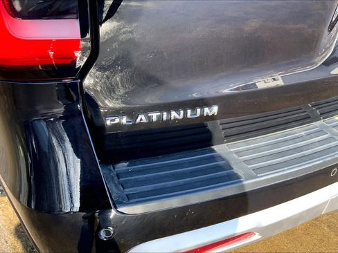 Used 2022 Ford Expedition Platinum image 29