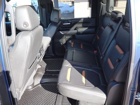 Used 2021 GMC Sierra 2500 AT4 w/ Snow Plow Prep/Camper Package image 19