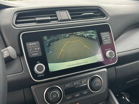 Used 2025 Nissan Leaf S FWD image 25