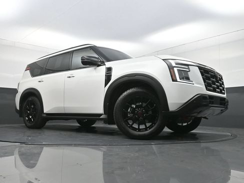 Used 2026 Nissan Armada PRO-4X AWD/4WD image 29