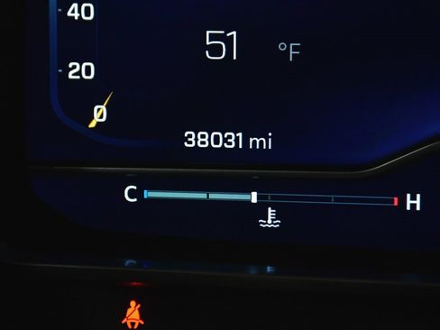 Used 2023 Chevrolet Tahoe Z71 w/ Z71 Off-Road Package image 23