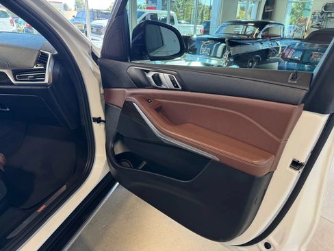 Used 2019 BMW X5 xDrive40i w/ Convenience Package AWD/4WD image 20