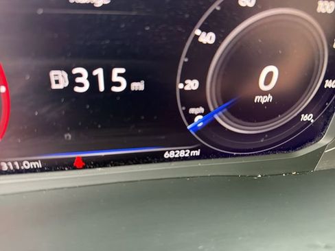 Used 2023 Volkswagen Atlas SE image 17