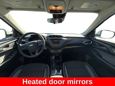 Used 2023 Chevrolet TrailBlazer LT AWD/4WD image 18
