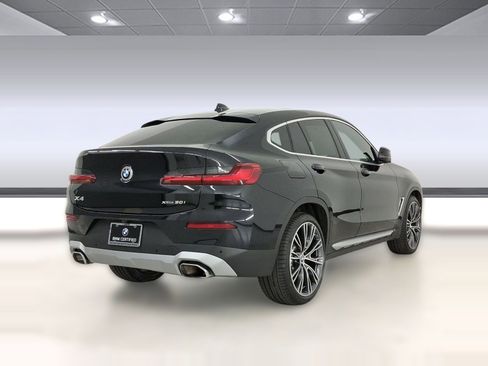 Used 2022 BMW X4 xDrive30i w/ Parking Assistance Package image 9