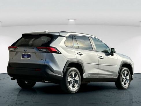 Used 2023 Toyota RAV4 LE AWD/4WD image 6
