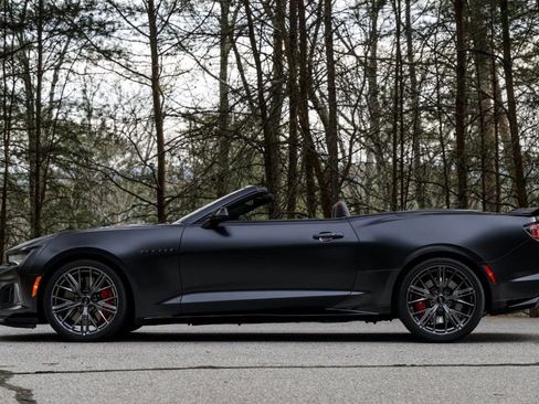 Used 2024 Chevrolet Camaro ZL1 RWD image 6