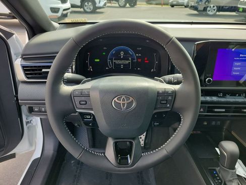 Used 2026 Toyota Camry SE w/ Convenience Package image 26