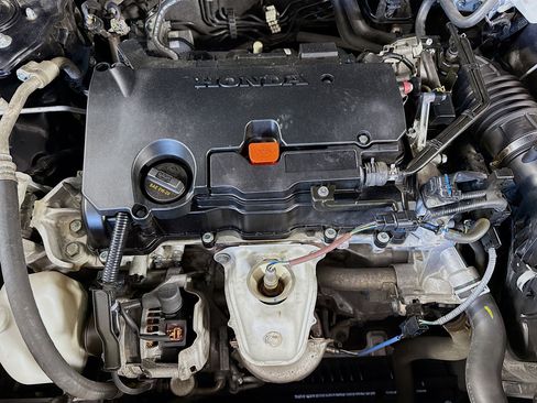 Used 2023 Honda HR-V LX image 39