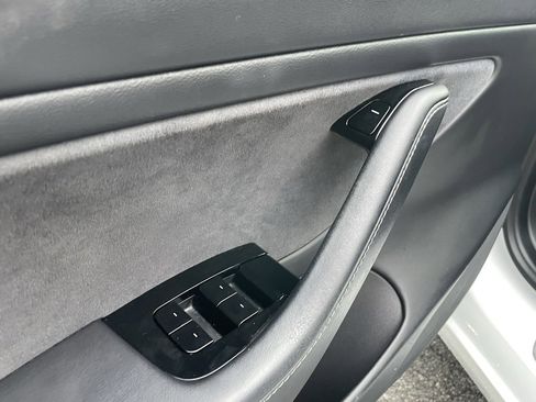 Used 2020 Tesla Model 3 Long Range image 20