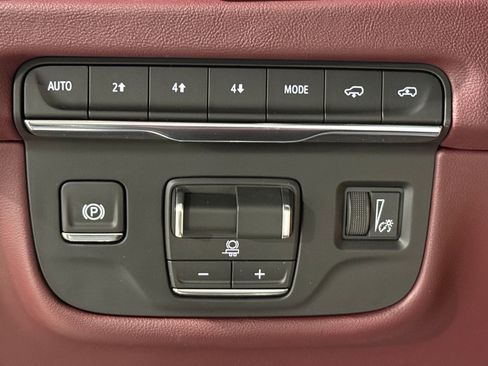 New 2026 Cadillac Escalade ESV Luxury w/ Touring Package image 15