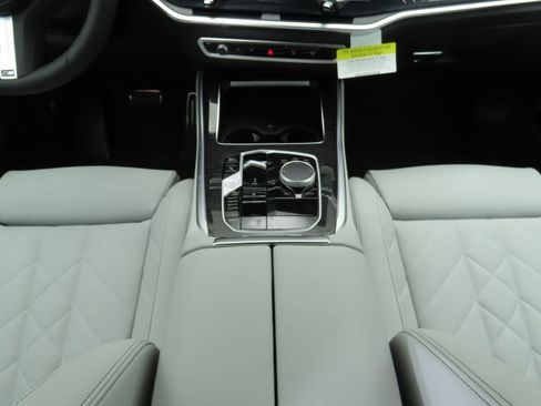 New 2026 BMW X5 sDrive40i w/ M Sport Package image 16