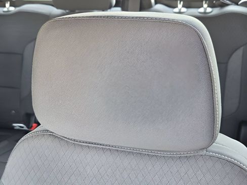 Used 2023 Chevrolet Silverado 1500 LT RWD image 22