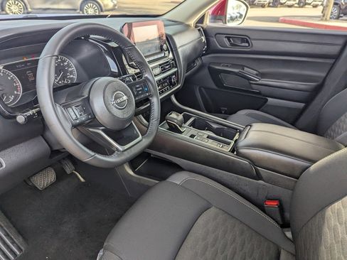 Certified 2024 Nissan Pathfinder SV w/ Lighting Package (N92) image 16