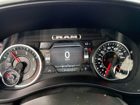 Used 2024 RAM 2500 Laramie image 19