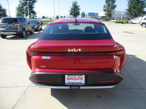 Used 2025 Kia K4 FWD image 5