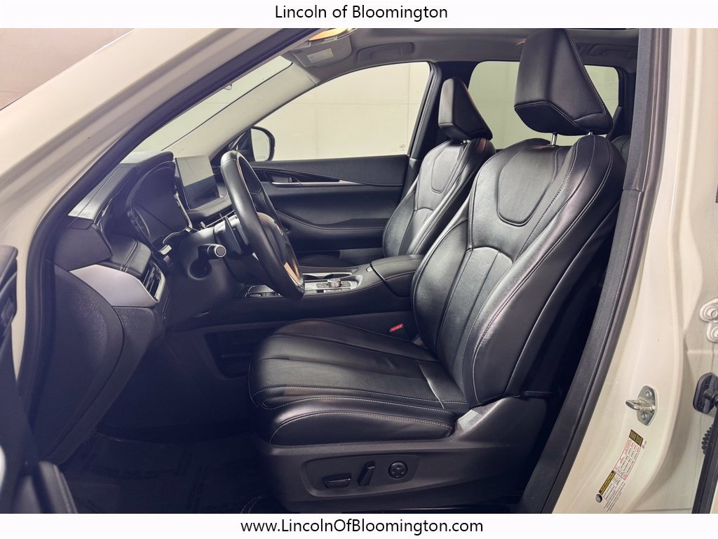 Used 2023 INFINITI QX60 Pure AWD/4WD image 14