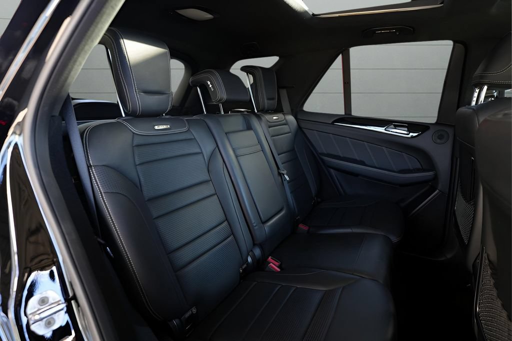 Used 2019 Mercedes-Benz GLE 63 AMG 4MATIC w/ Premium 3 Package image 31