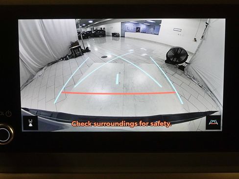 Used 2024 Toyota Tacoma TRD Sport image 32