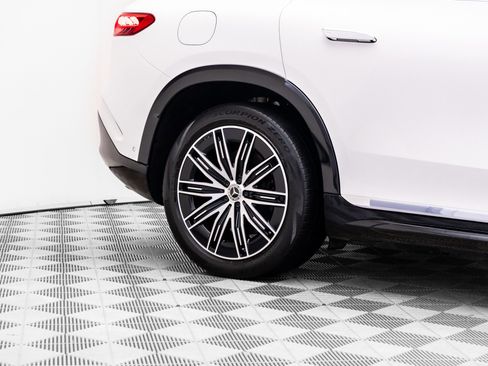 Used 2023 Mercedes-Benz EQS 450+ 4MATIC SUV image 35