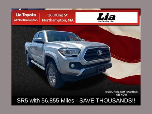 Used 2017 Toyota Tacoma SR5 w/ Tow Package AWD/4WD image 1