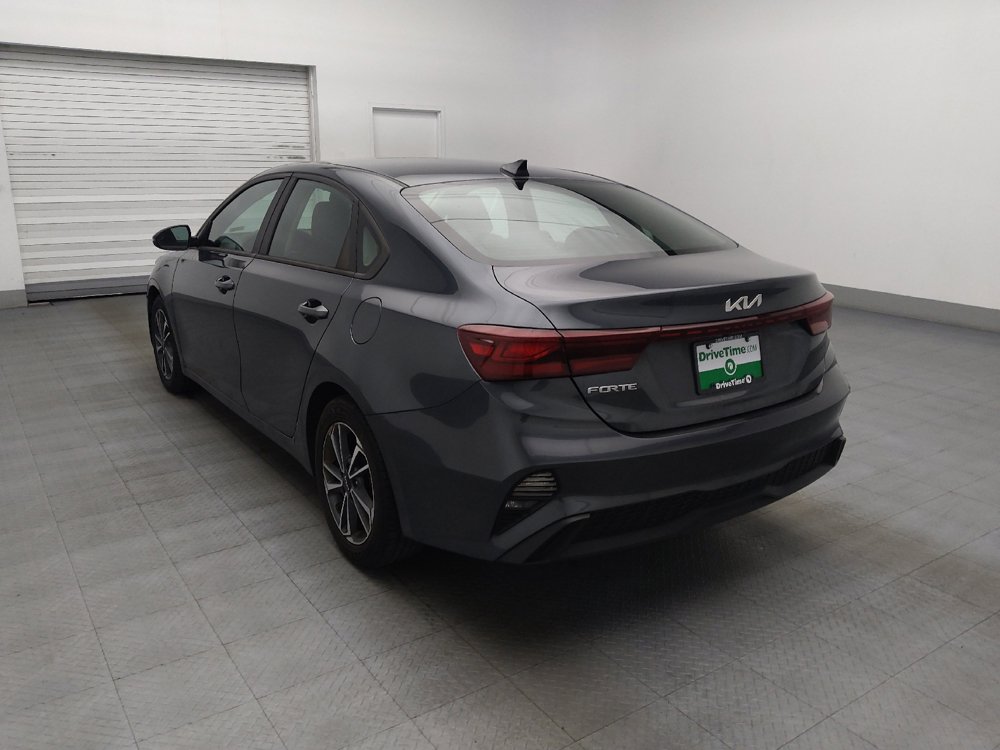 Used 2024 Kia Forte LXS w/ LXS Technology Package FWD image 5
