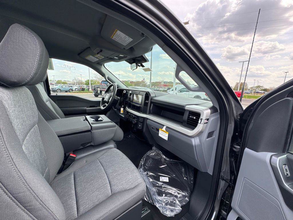New 2026 Ford F350 XL w/ STX Appearance Package AWD/4WD image 14