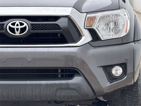 Used 2014 Toyota Tacoma PreRunner w/ SR5 Package image 9