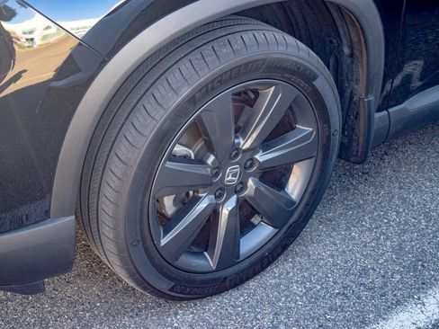 Used 2023 Honda Pilot Sport image 12