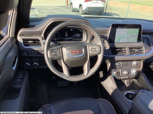 Used 2023 GMC Yukon XL AT4 w/ AT4 Premium Package image 12