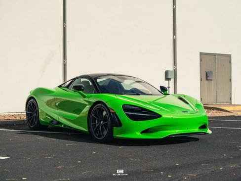 Used 2025 McLaren 750S Spider image 19