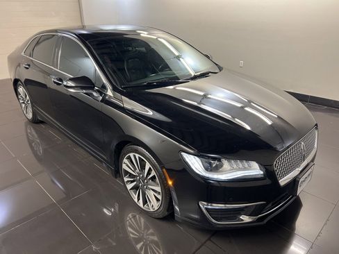 Used 2019 Lincoln MKZ Reserve image 1