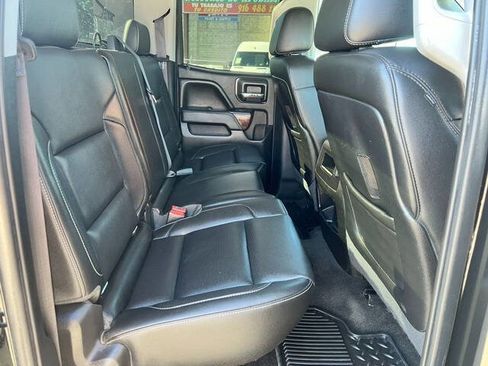 Used 2015 GMC Sierra 2500 SLT w/ Driver Alert Package AWD/4WD image 19
