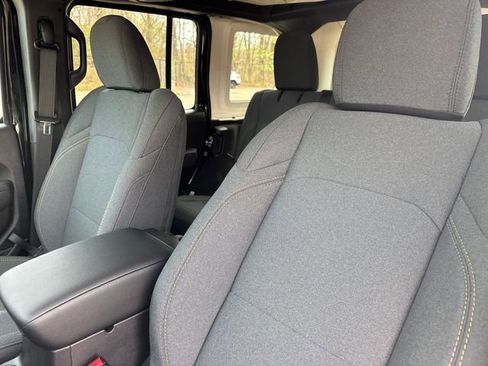 New 2026 Jeep Wrangler Sport AWD/4WD image 24