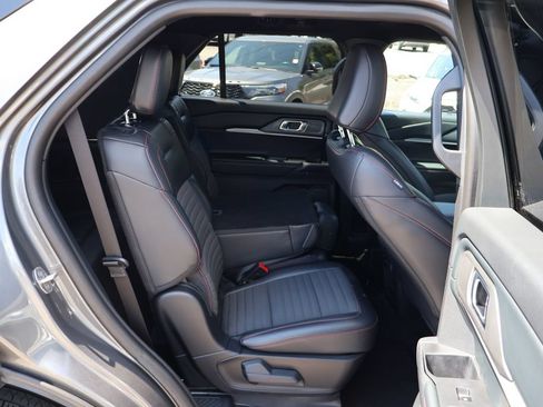Used 2026 Ford Explorer ST-Line w/ ST-Line Street Pack AWD/4WD image 26