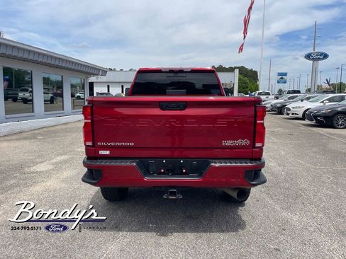 Used 2026 Chevrolet Silverado 2500 High Country w/ High Country Premium Package AWD/4WD image 13