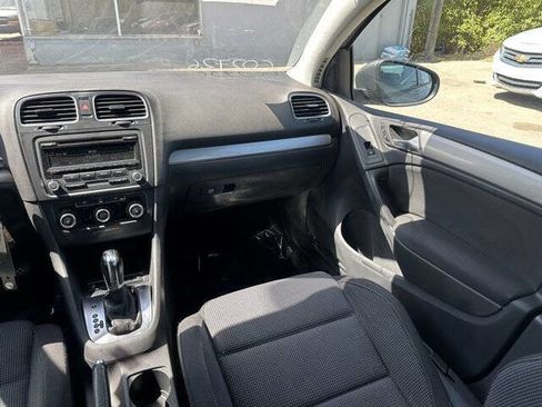 Used 2013 Volkswagen Golf 4-Door image 19